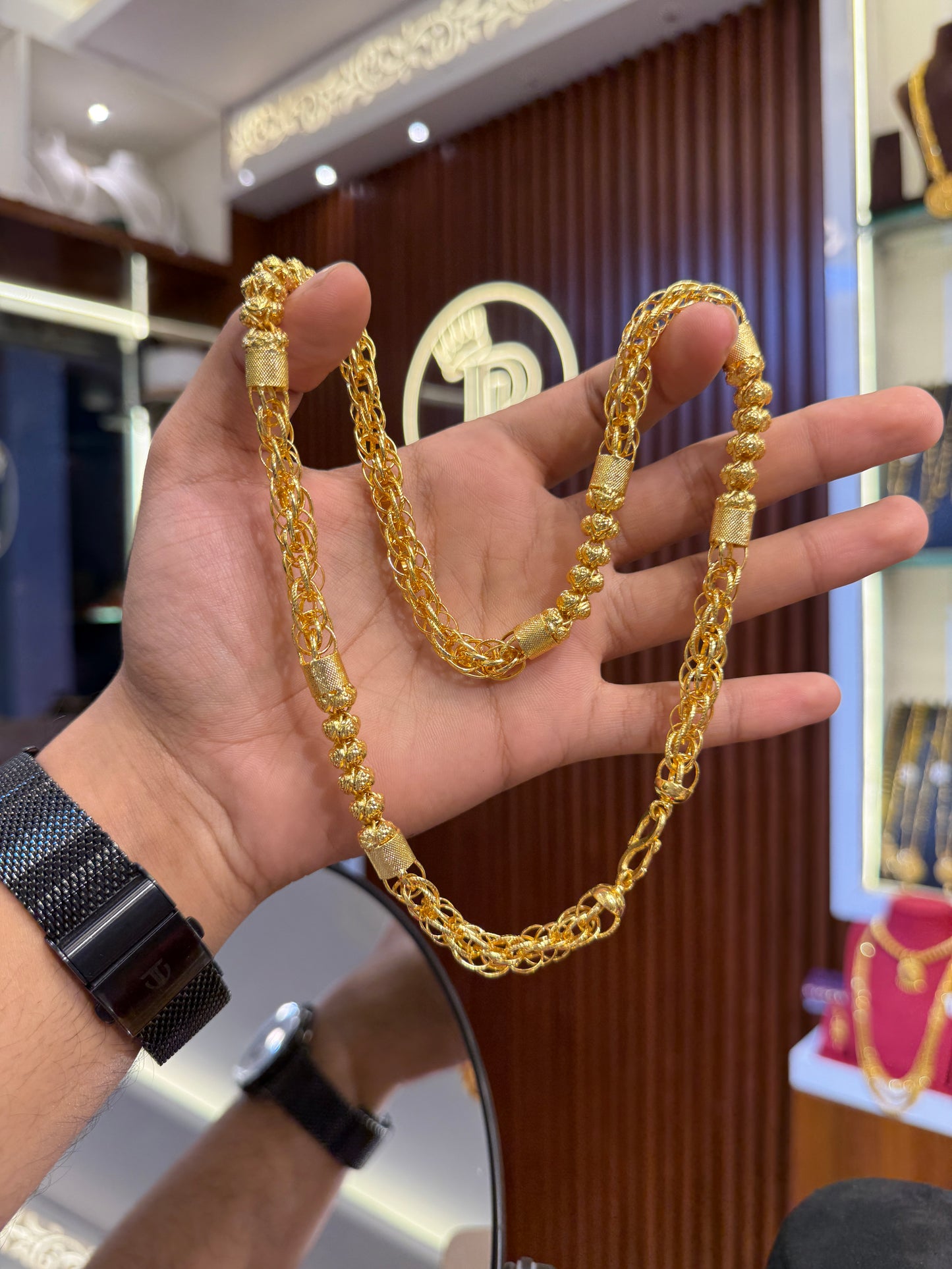 Chain Chain  ⭐⭐⭐⭐ 4.2 (4,850)