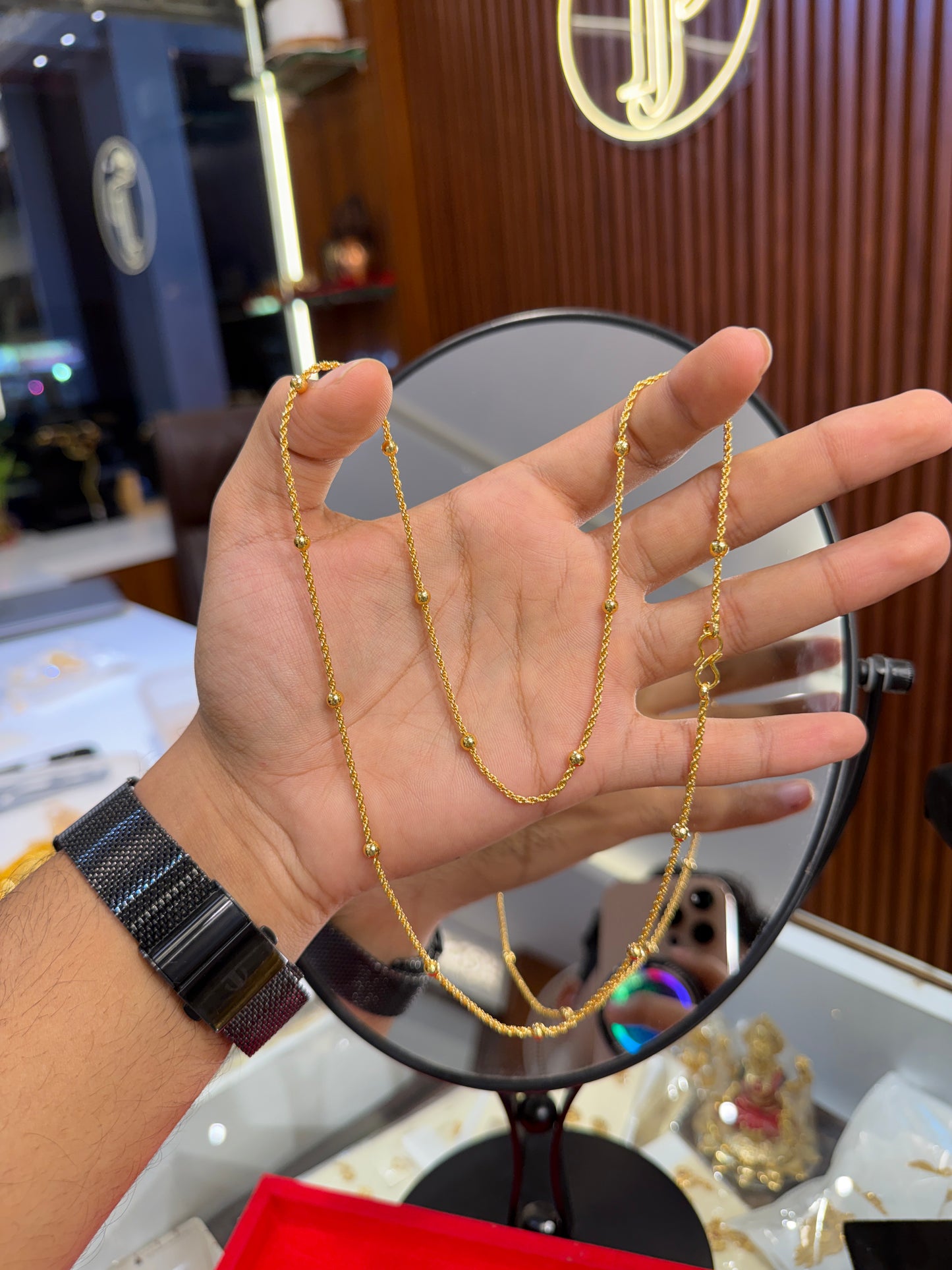 Chain ⭐⭐⭐☆☆ 3.2 (2,980)