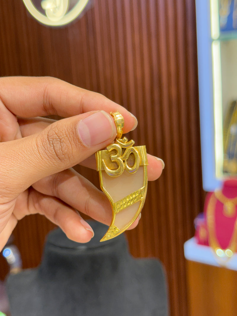 Pendent