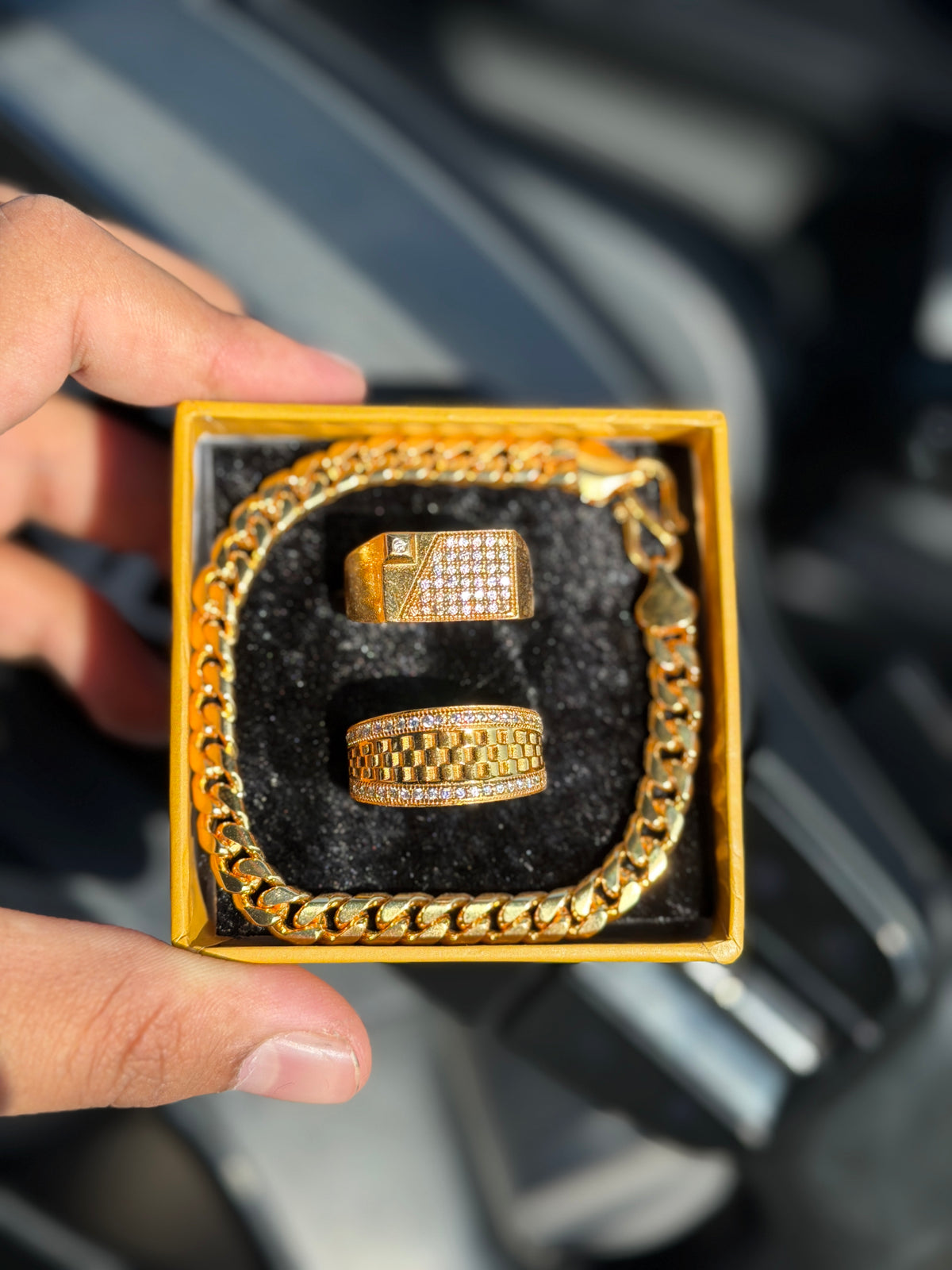 2 rings+cubin  bracelet