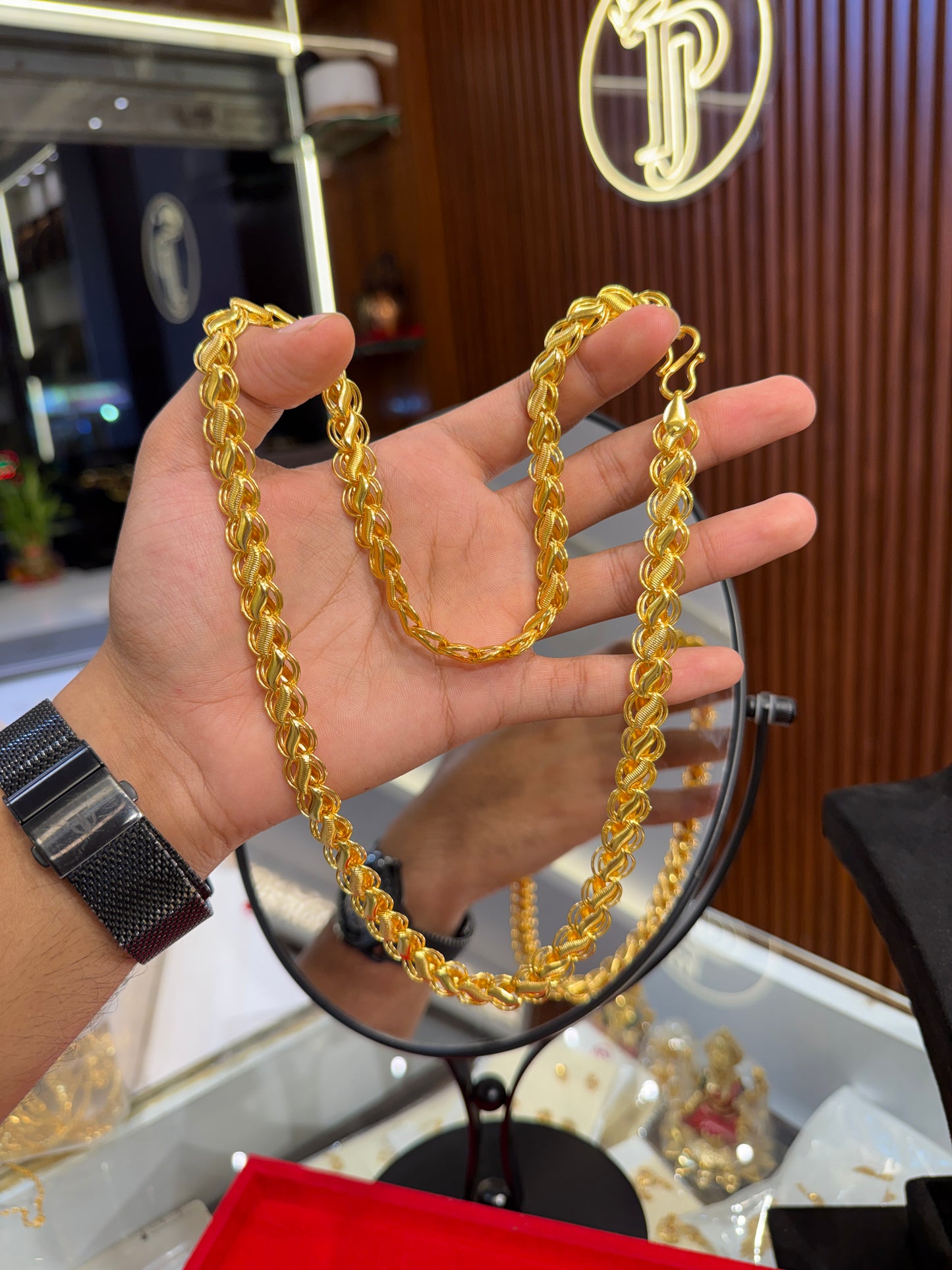 Lotus Chain ⭐⭐⭐⭐⭐ 4.9 (12,845)