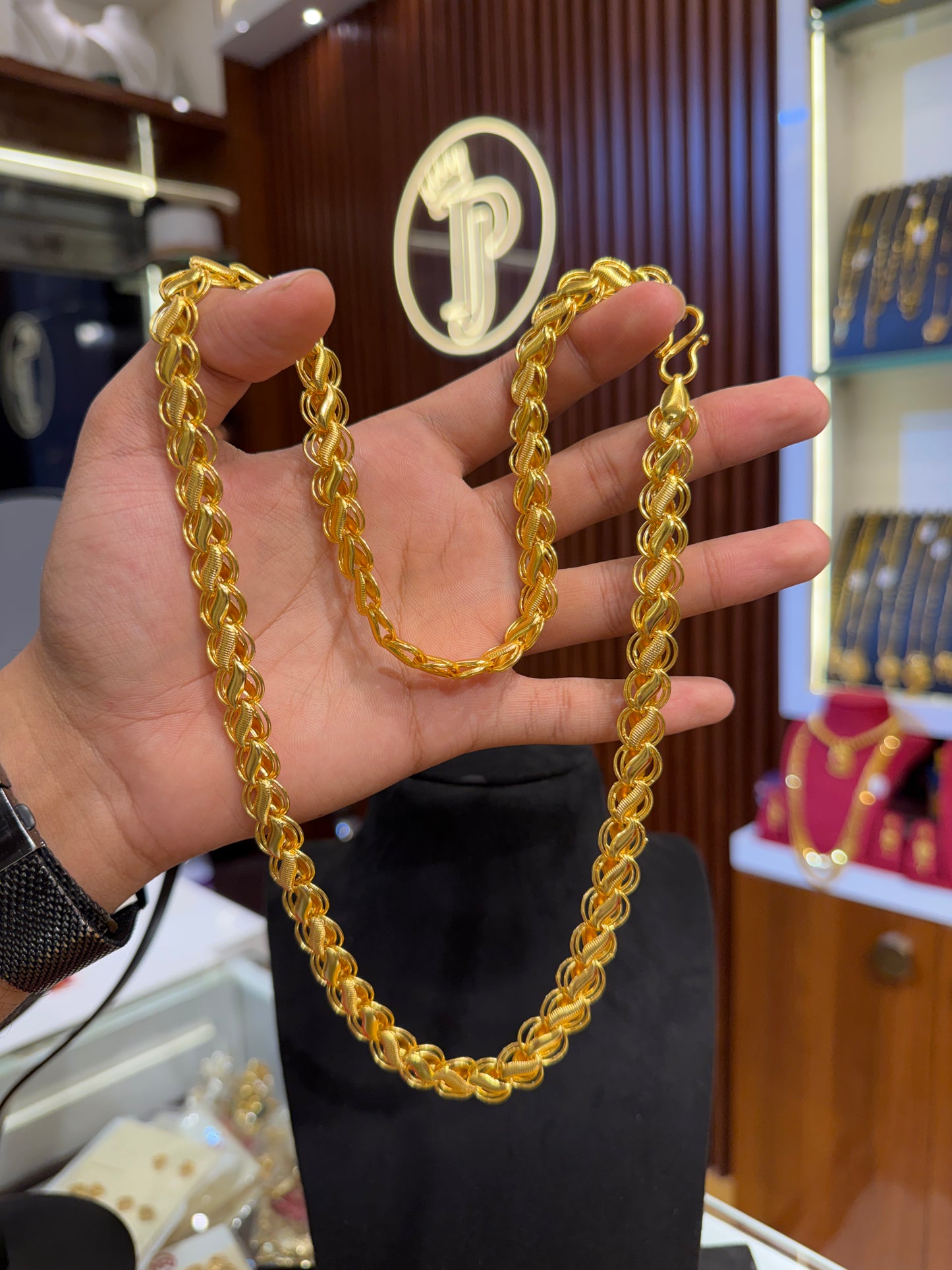 Lotus Chain ⭐⭐⭐⭐⭐ 4.9 (12,845)
