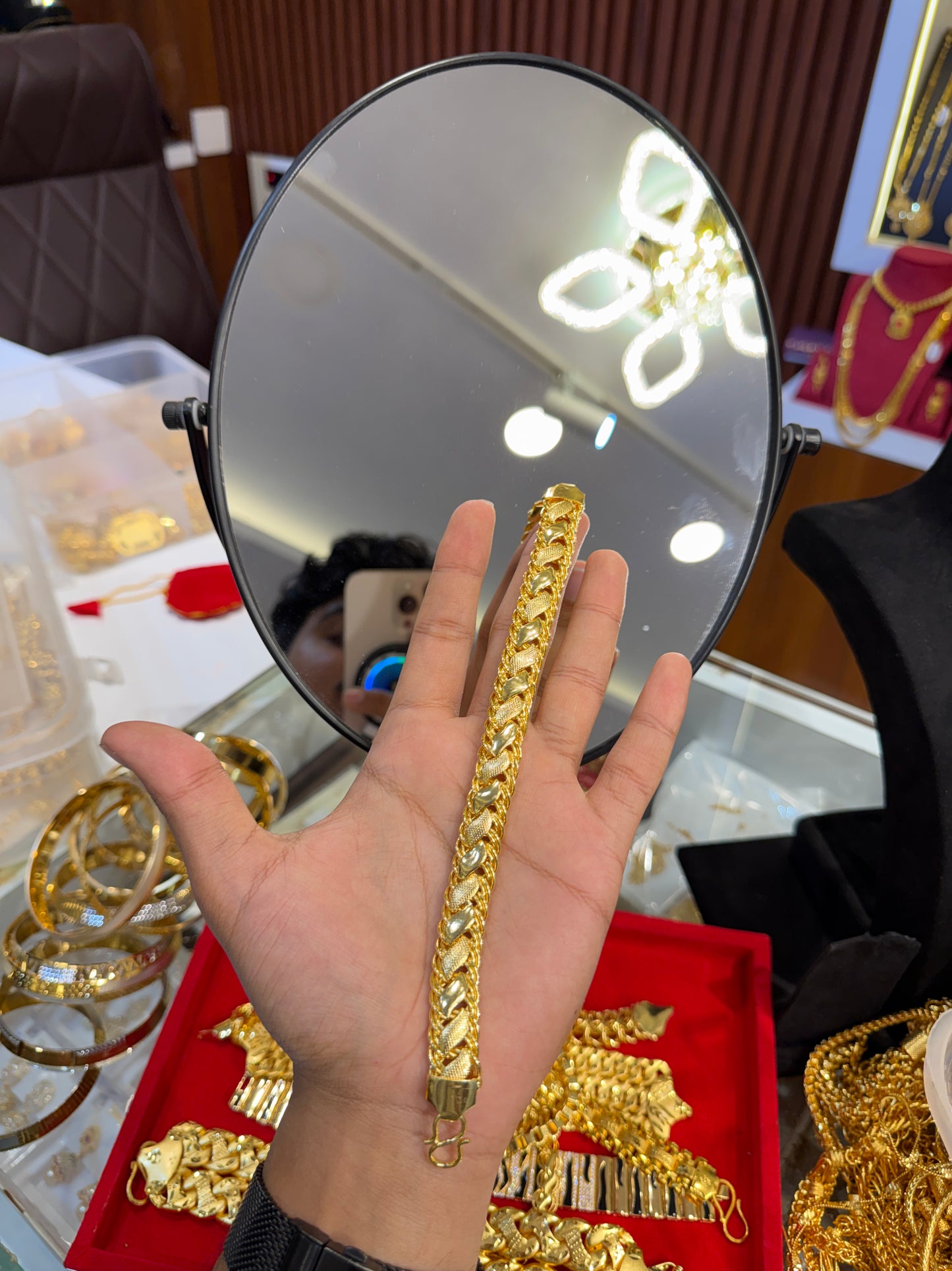 Bracelet ⭐⭐☆☆ 2.9 (6,130)