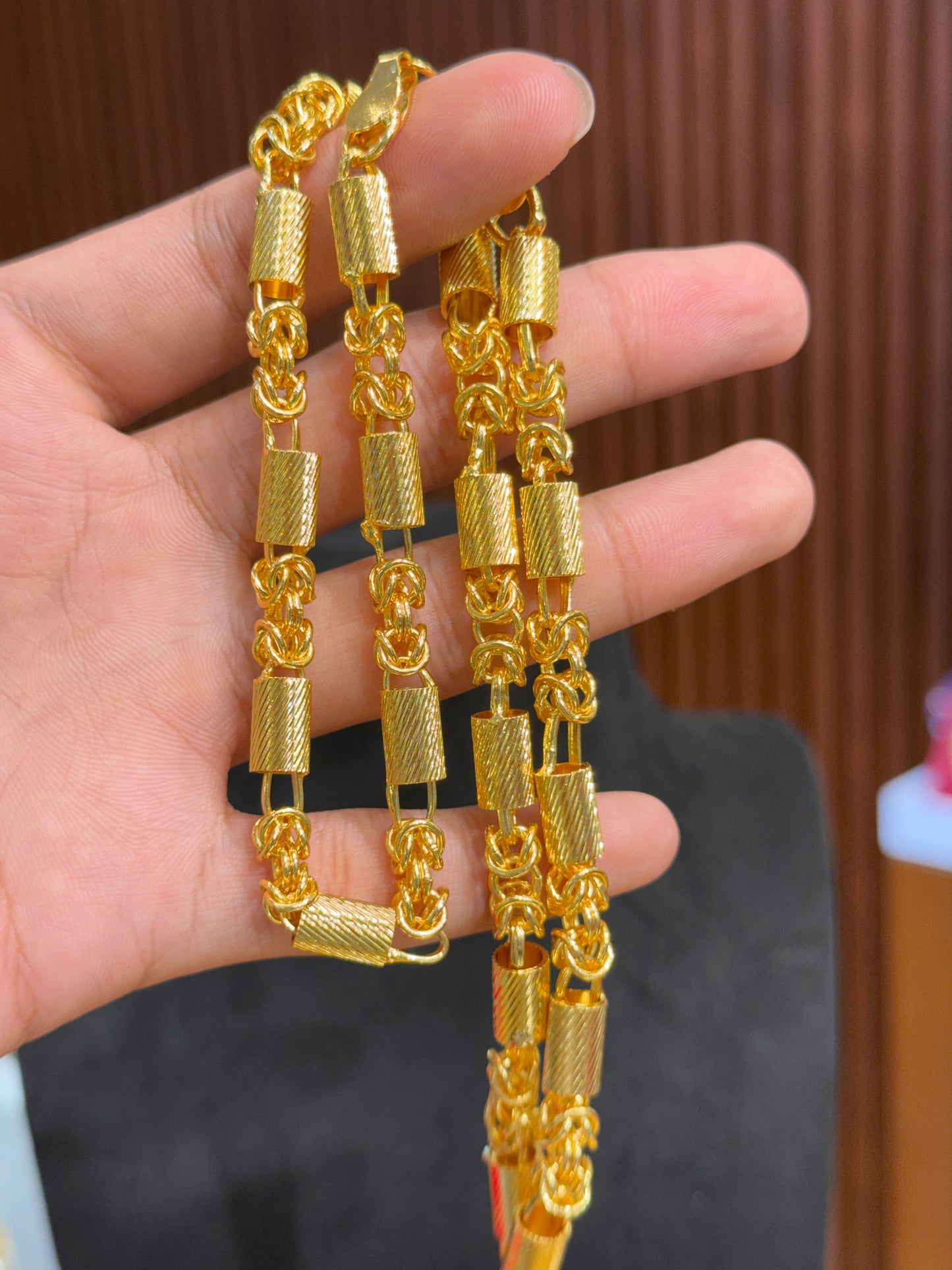 Chain ⭐⭐⭐⭐⭐ 4.9 (12,845)