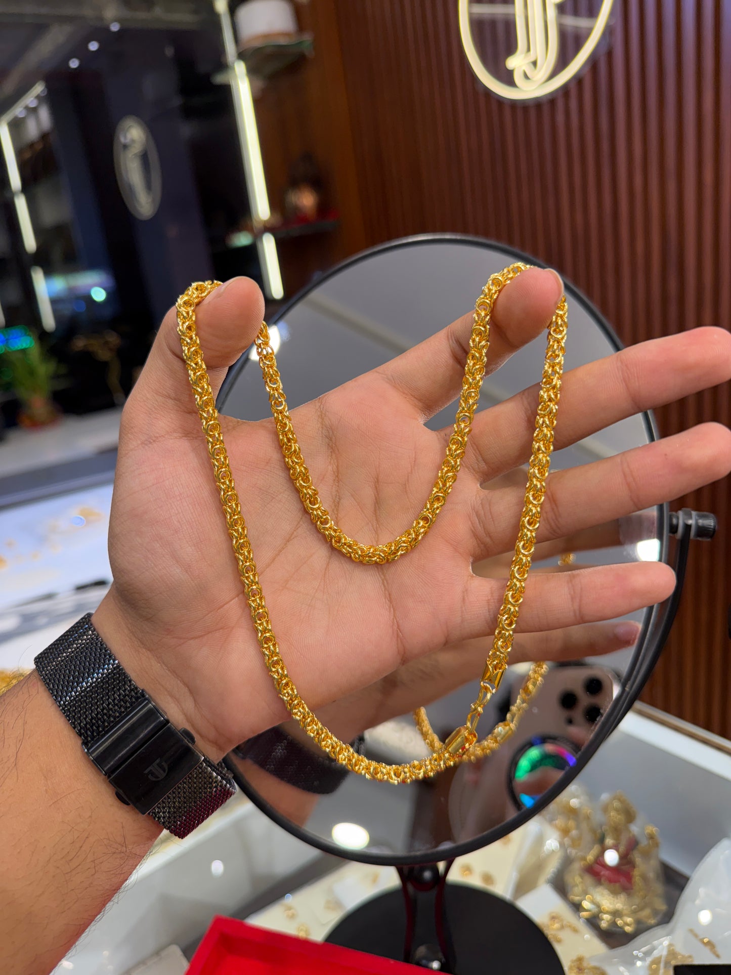 Chain.	⭐⭐⭐⭐⭐ 4.8 (9,430)