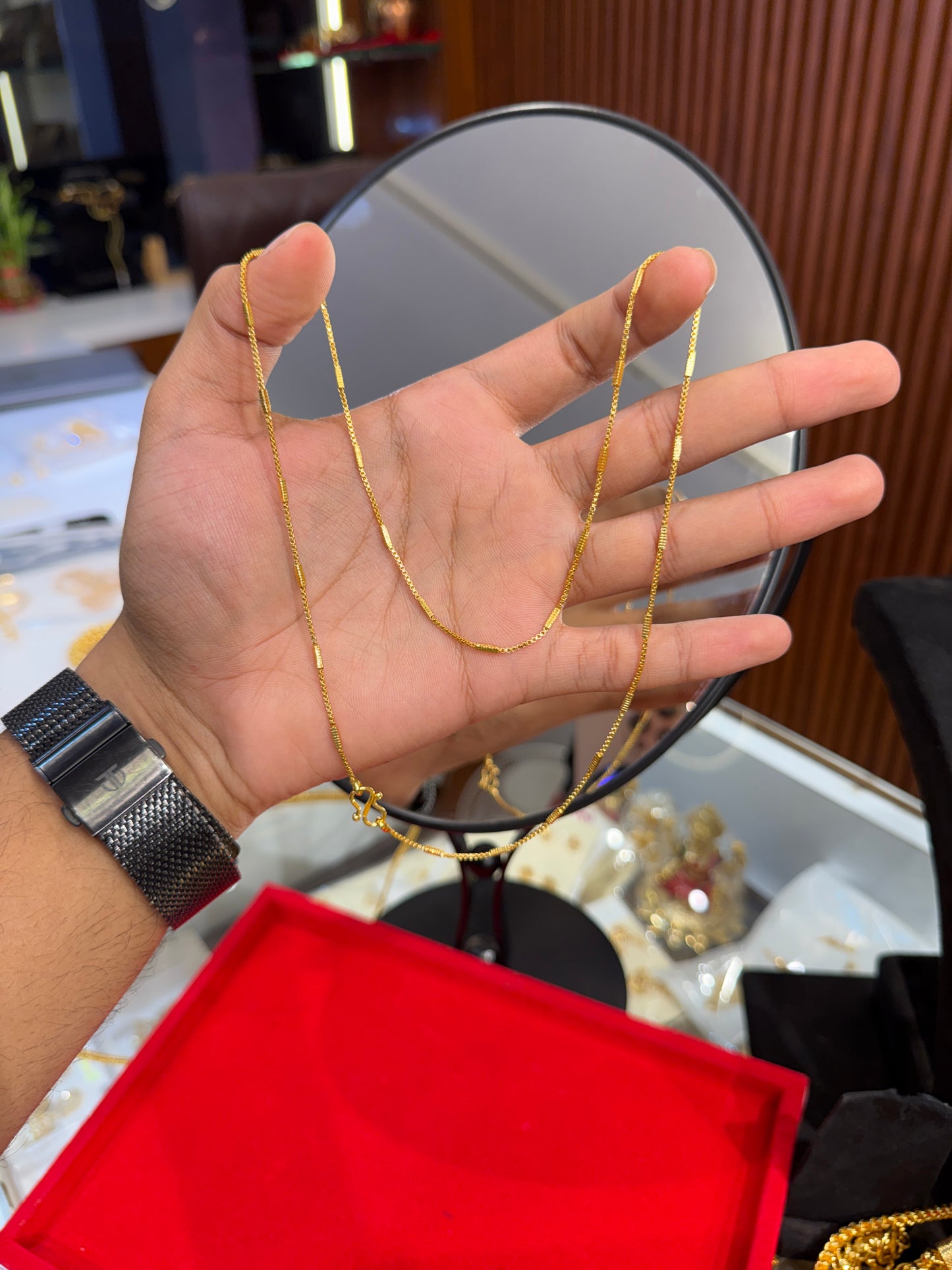 Light weight chain