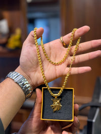 South chain + lion pendent 🦁