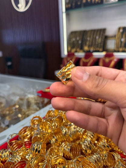 Gold ring ⭐⭐⭐⭐⭐ 4.5 (8,340)