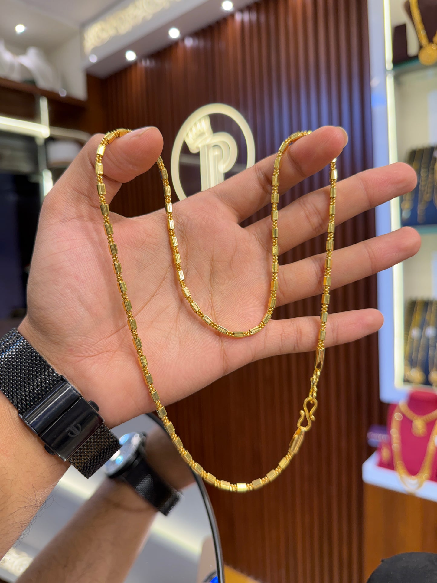 Chain ⭐⭐⭐⭐⭐ 4.9 (12,845)