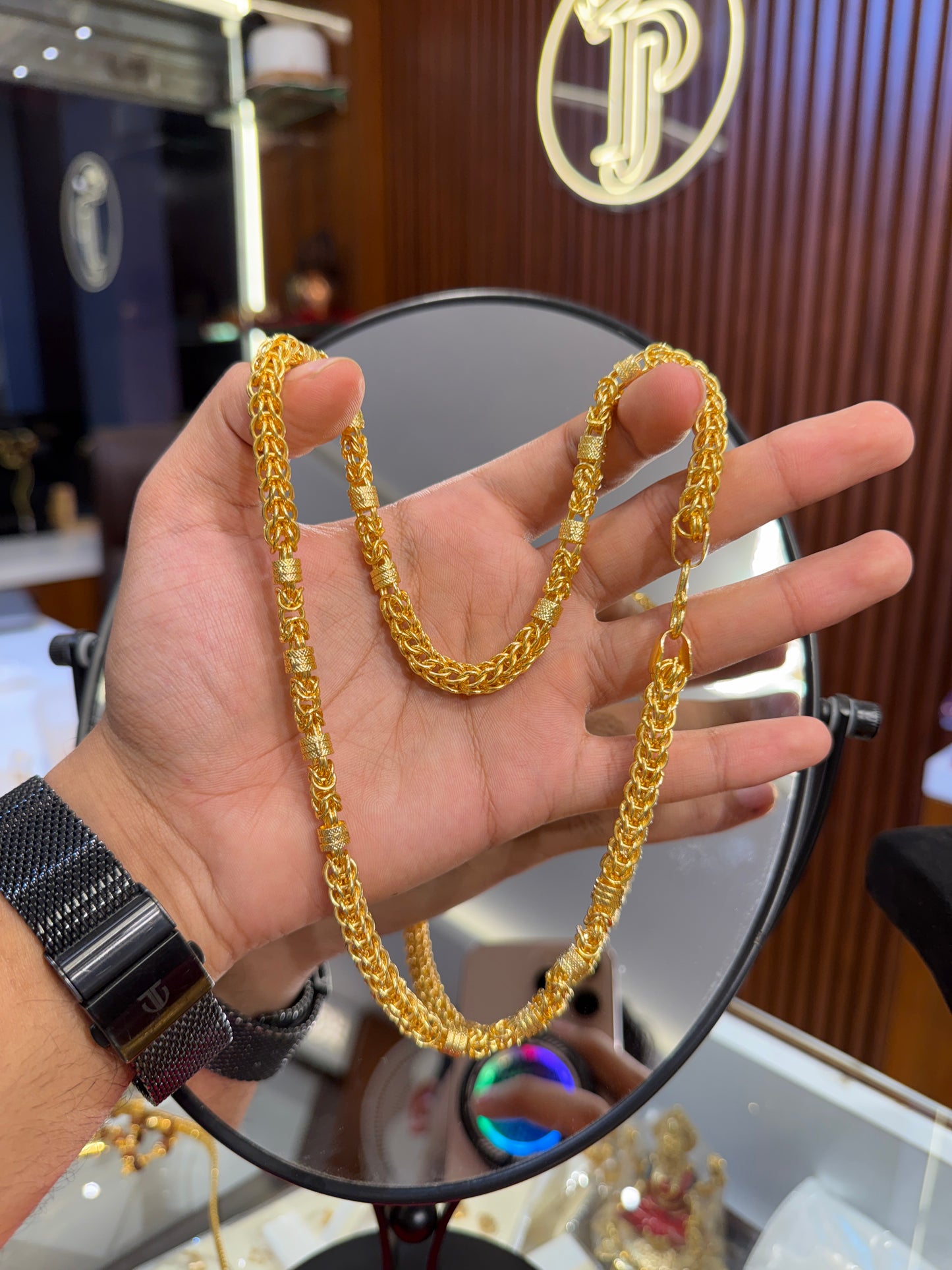 Chain  ⭐⭐⭐⭐☆ 4.2 (11,340)
