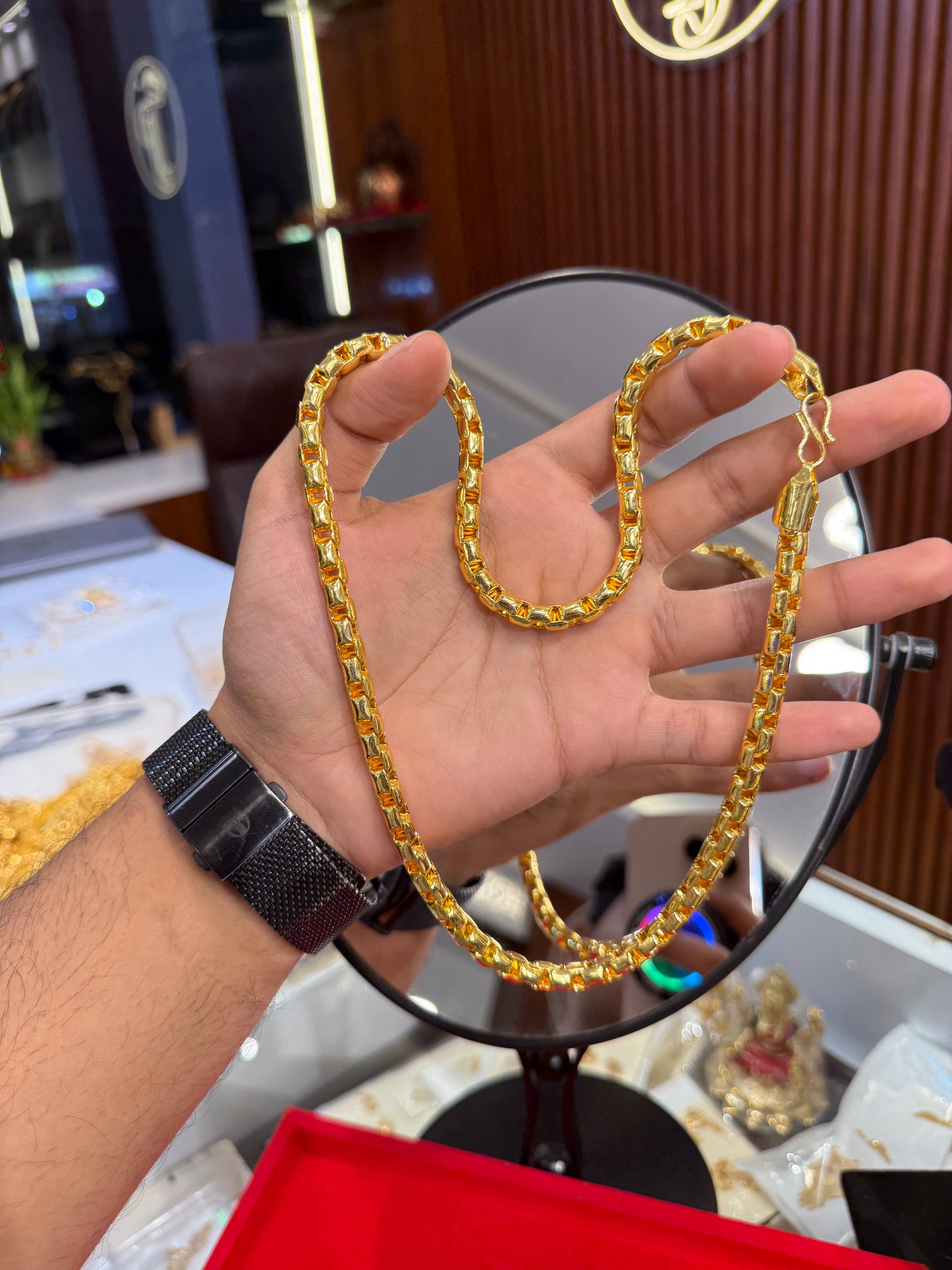 Box Chain  ⭐⭐⭐ 3.2 (4,850)