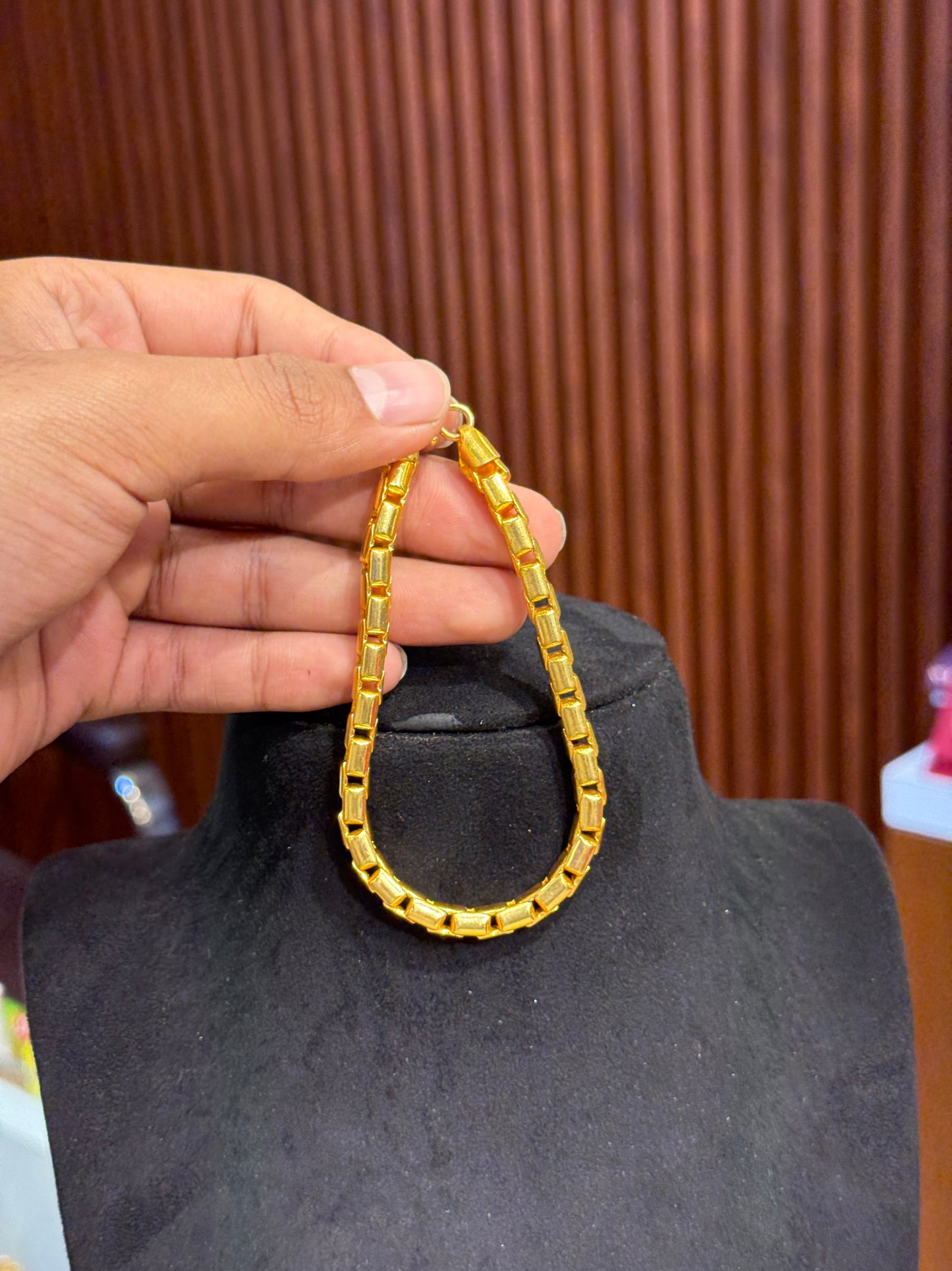 Bracelet ⭐⭐⭐⭐⭐ 4.5 (15,670)