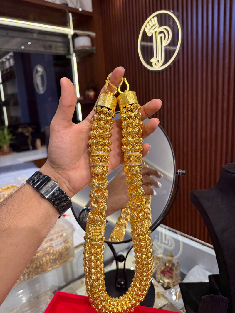 Ad hollow chain