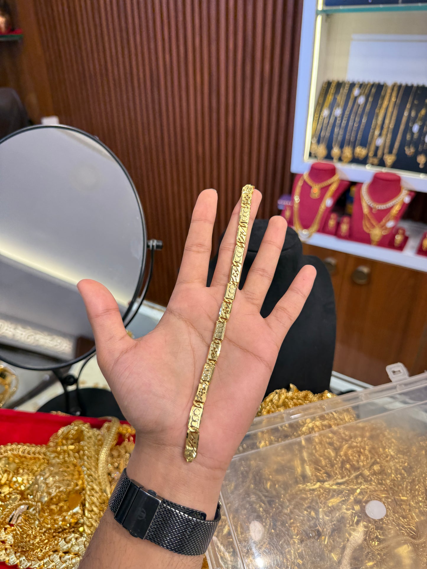 Nawabi Bracelet ⭐⭐⭐⭐☆ 4.3 (14,950)