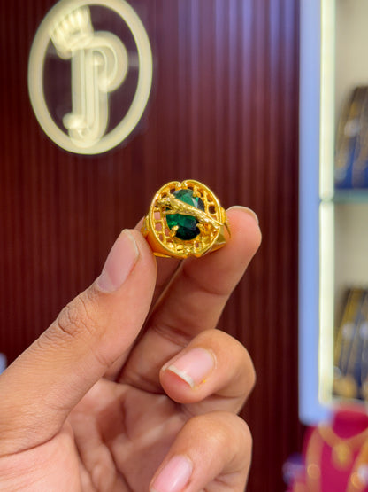 Green stone ring ⭐⭐⭐⭐☆ 4.0 (13,200)
