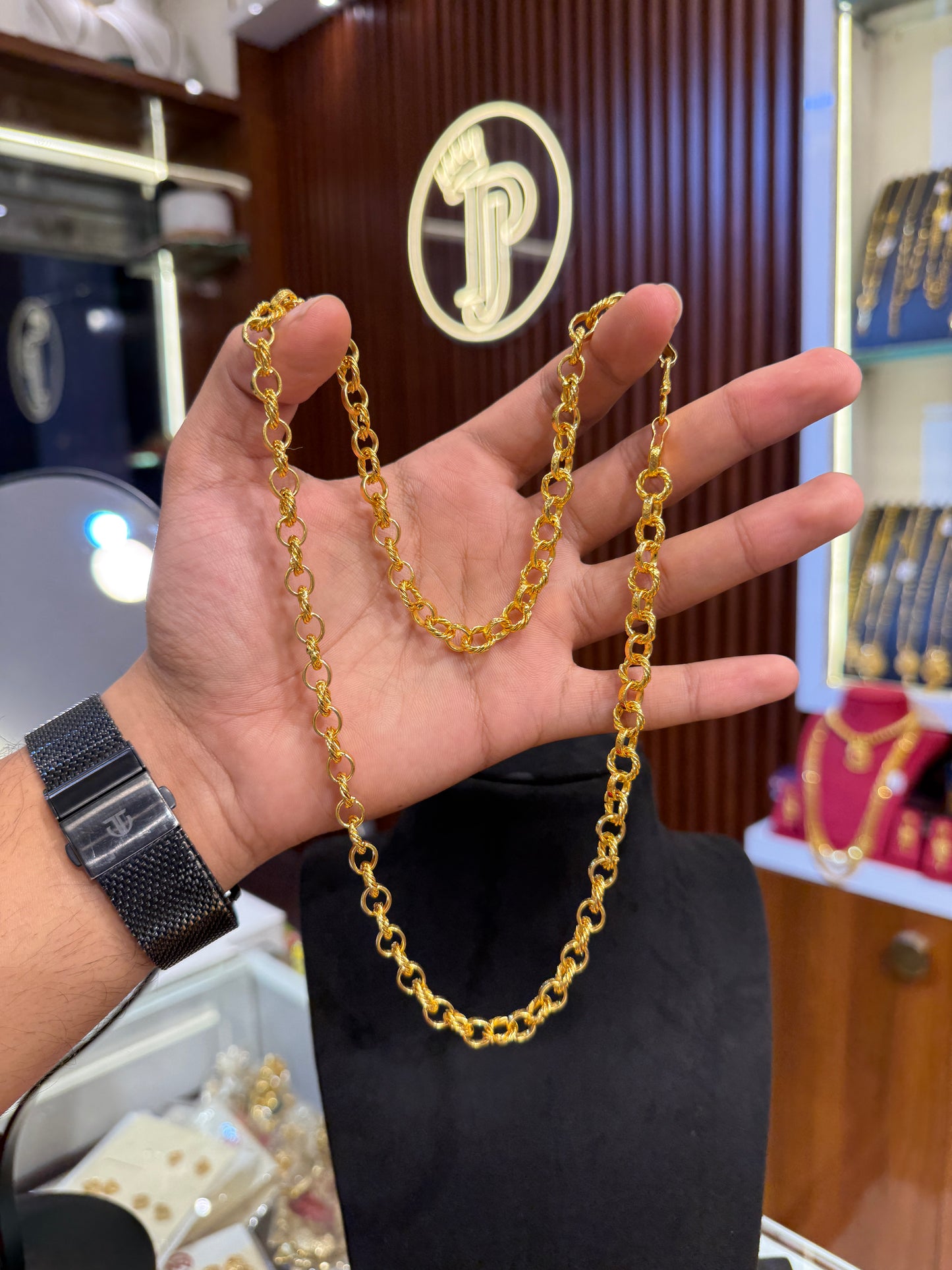 Chain.	⭐⭐⭐⭐⭐ 4.8 (9,430)