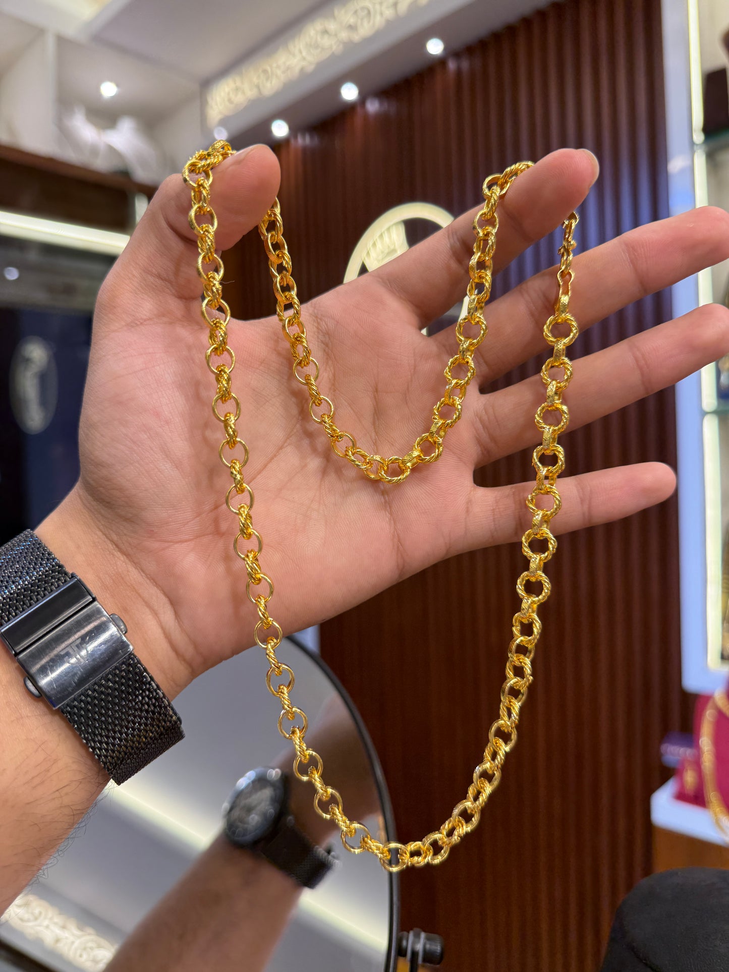 Chain.	⭐⭐⭐⭐⭐ 4.8 (9,430)