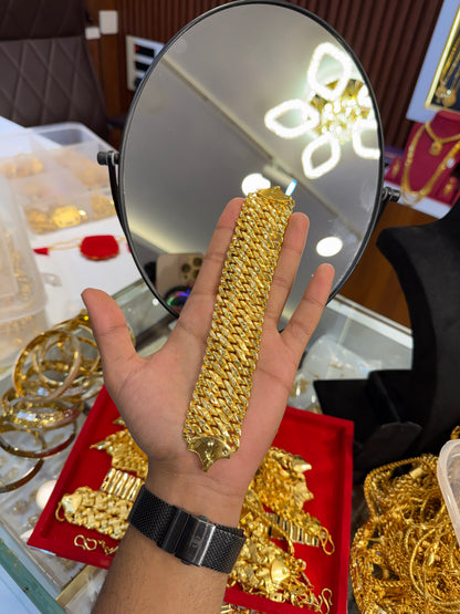 Bracelet ⭐⭐⭐⭐⭐ 4.8 (9,430)