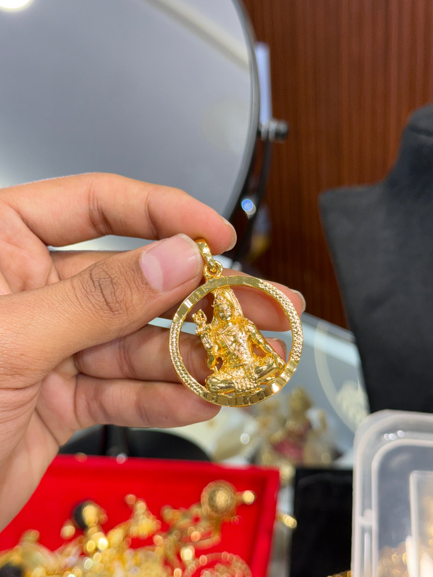 Hanuman pendent ⭐⭐⭐⭐☆ 4.0 (2,980)