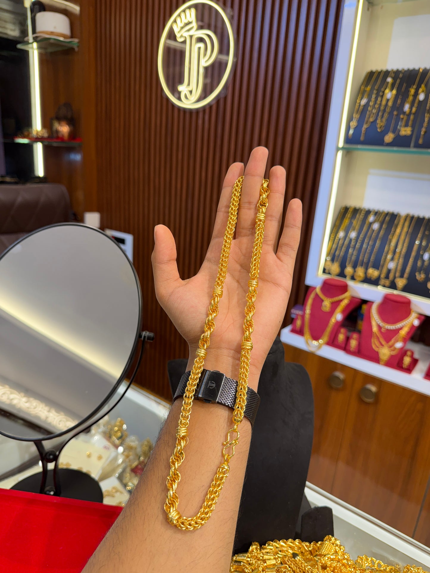 Chain .	⭐⭐⭐⭐⭐ 4.8 (9,430)