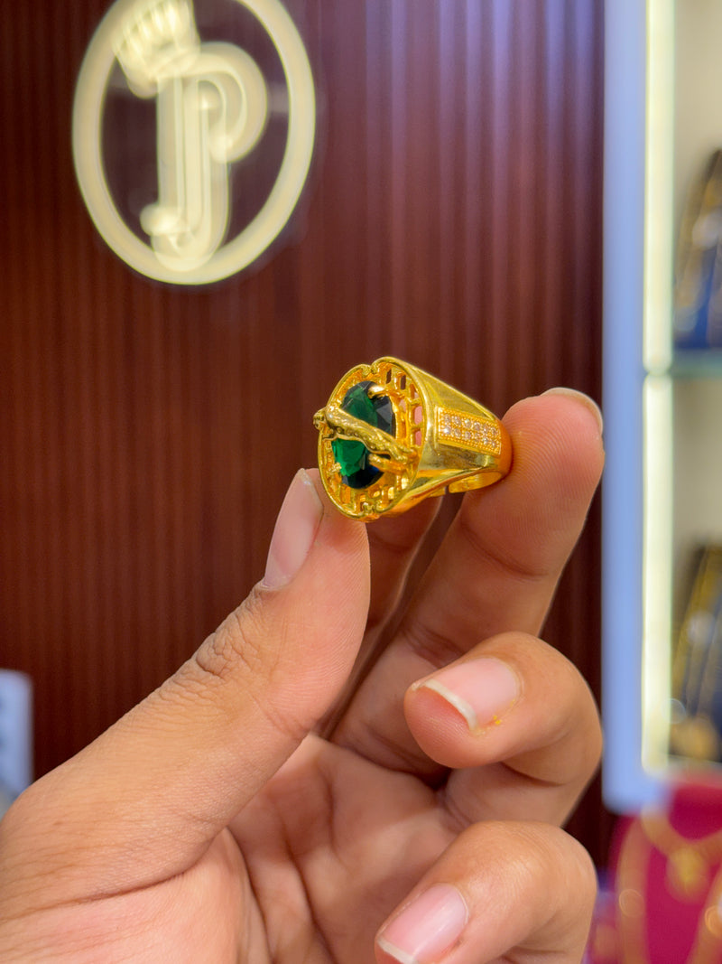 Green stone ring