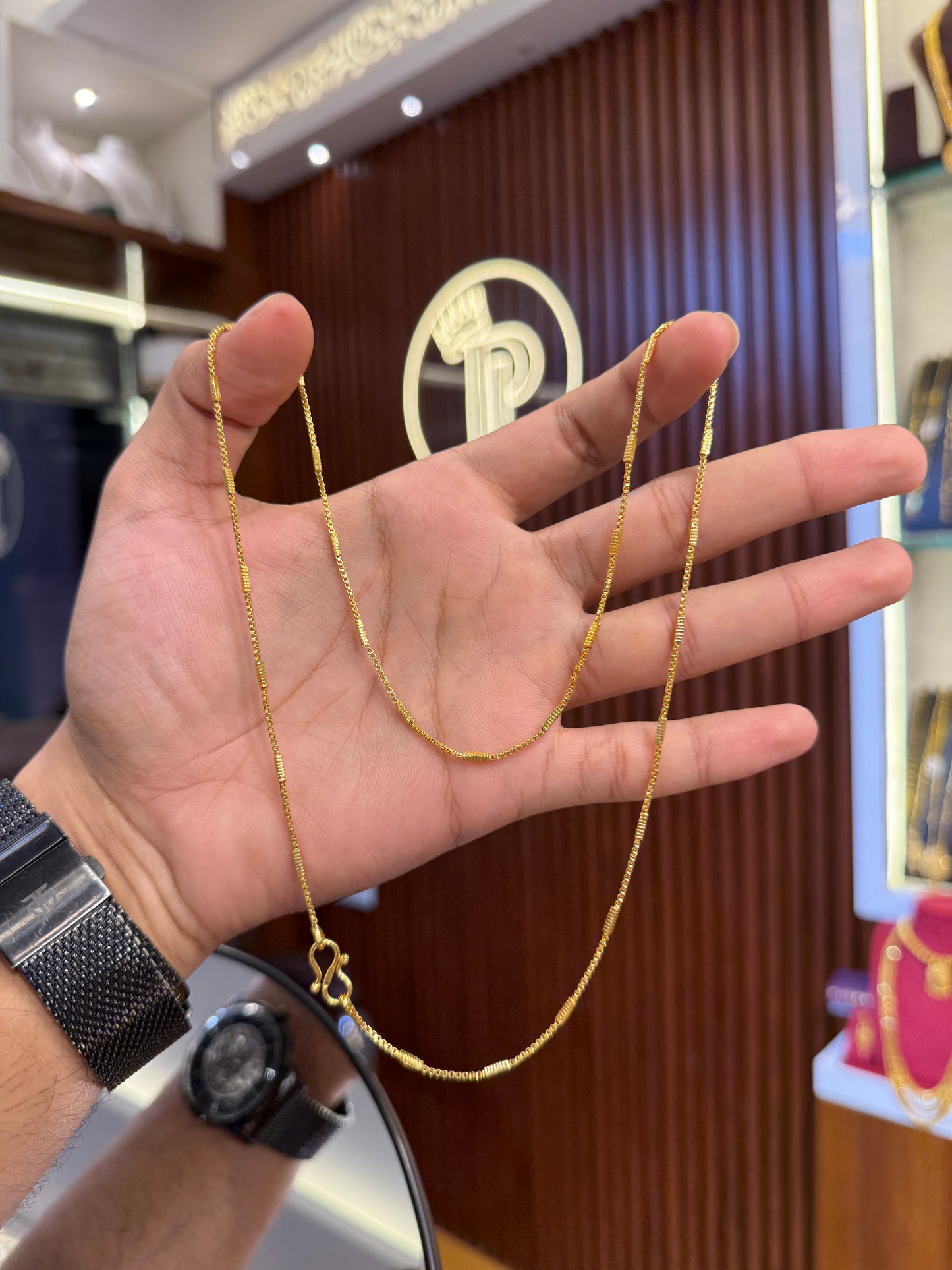 Light weight chain