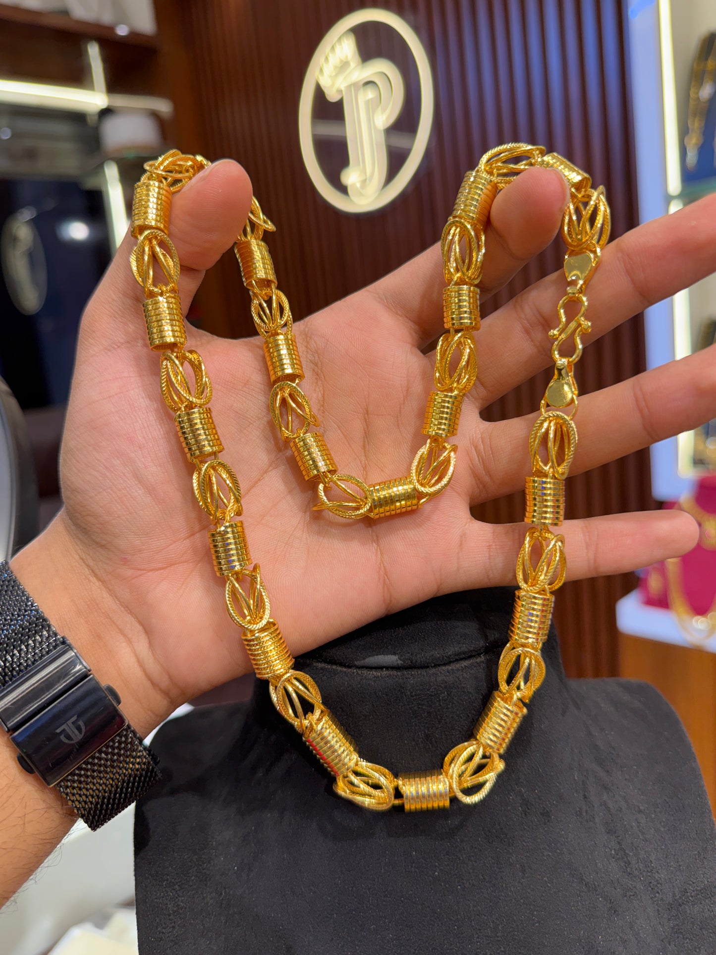 Chain 28.	⭐⭐⭐⭐☆ 3.7 (7,960)