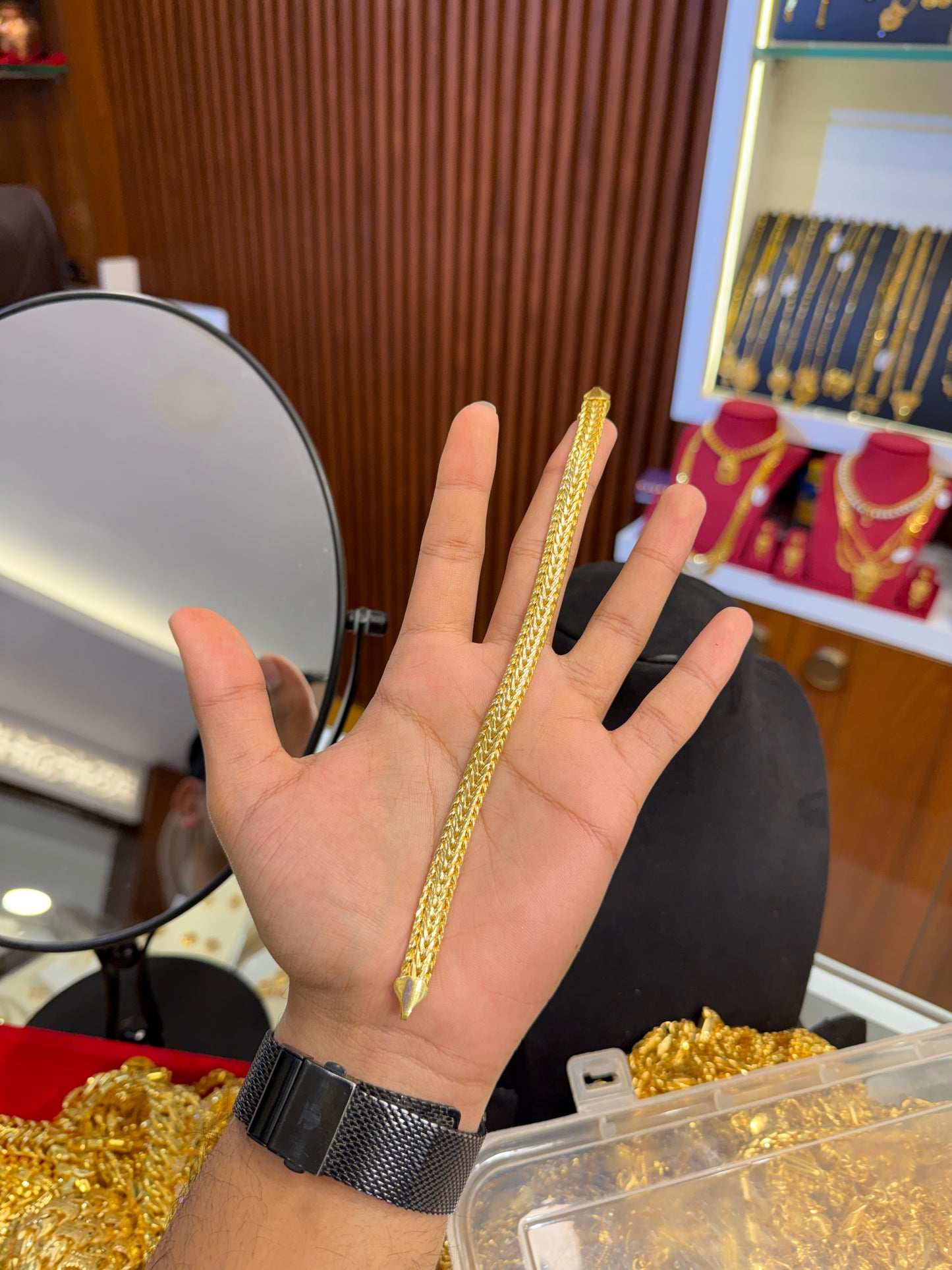 Bracelet ⭐⭐⭐⭐⭐ 4.5 (15,670)